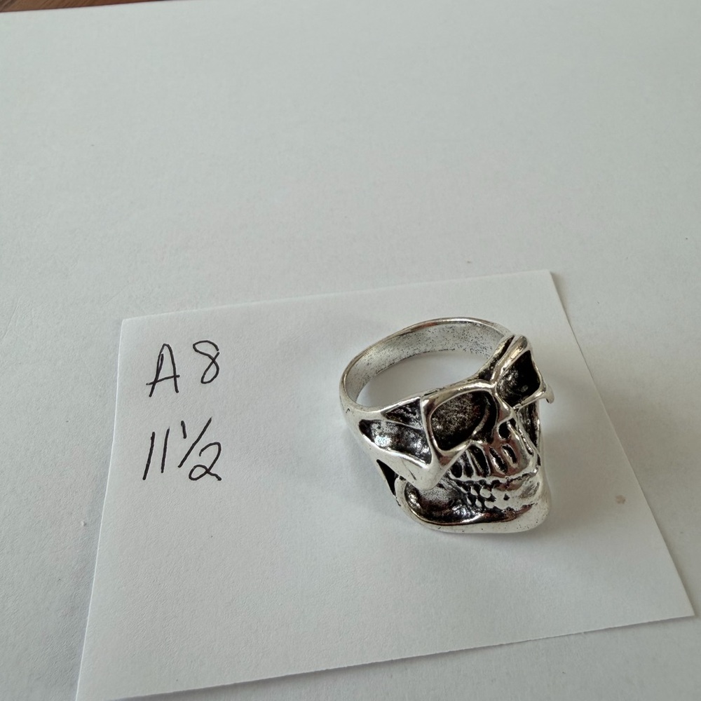 Silver Skull Ring